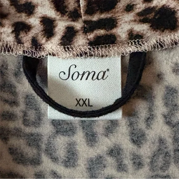 EUC Soma Cool Nights Leopard Print Animal Primt Women's Robe - Picture 4 of 4